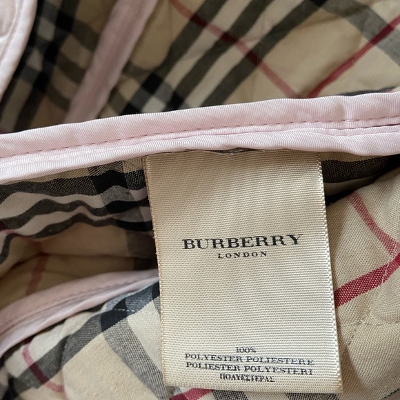 BURBERRY Pink quilted jacket size M (made in England) - Picture 5 of 7